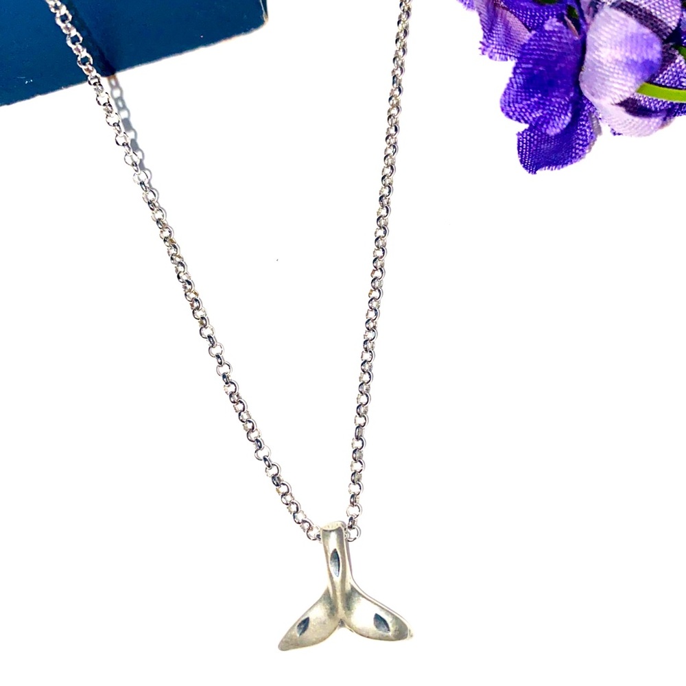 Whale tail pendant necklace